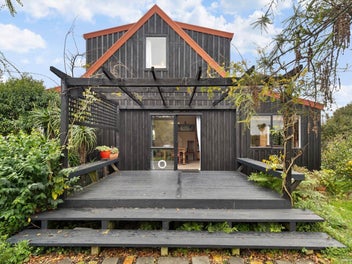 Welcome to Your Dream Family Retreat