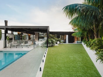 Nearly 500sqm of Bespoke Luxury in Prestigious St