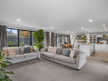 Room for Family, Friends and Fun