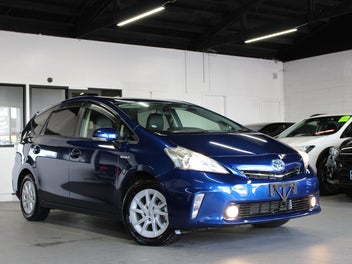 2013 Toyota Prius ALPHA 7 SEATER LOW 42KM SALE!!!