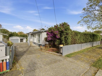 Spacious family living with room to grow