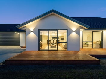 Sophisticated new build