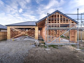 TURNKEY - 5% DEPOSIT - SEPTEMBER COMPLETION