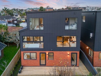 Last Remaining Home Premium Living