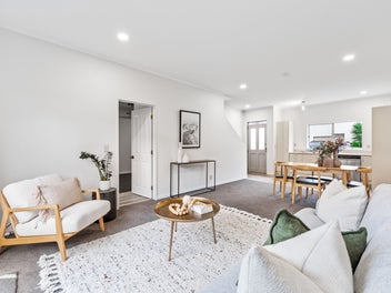 Immaculate - A Clever Floorplan & Feels Like Home