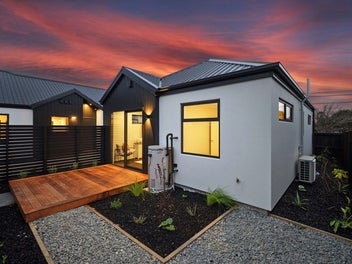 Brand-New Standalone Townhouse - Ready For You!