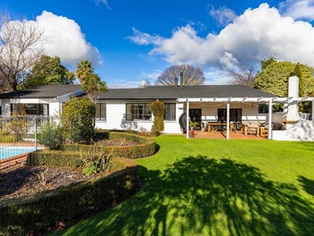 A rare Witherlea legacy on 1,743sqm