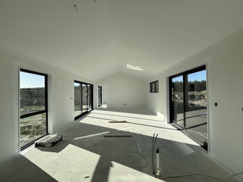 Spacious New Family Haven with Two Living Areas!