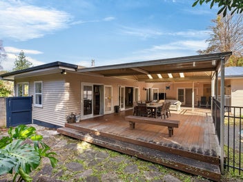Over 1/2 An Acre! Renovate, Develop = "Rewards"