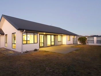 Image 1 of 20