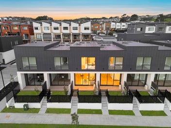 Freehold Corner Living | CCC & Title Issued