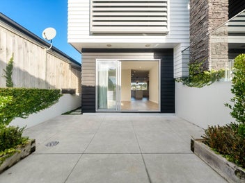Award-Winning Living!