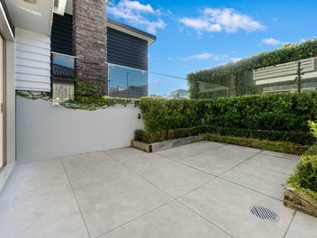 Award-Winning Family Living!