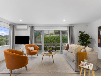 Sunny, Spacious & Modern Fee Simple Stunner