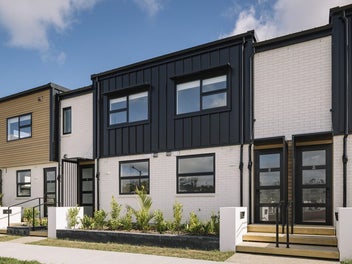 Corner House - Ready to move in