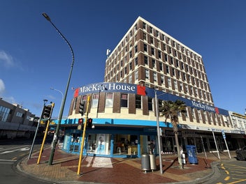 Image 1 of 6