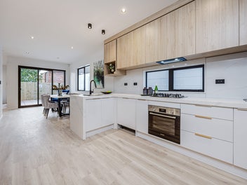 Brand New Freehold Stunning Sea Views