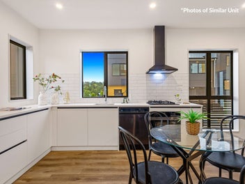 Stand Alone Four Bed in Flat Bush!