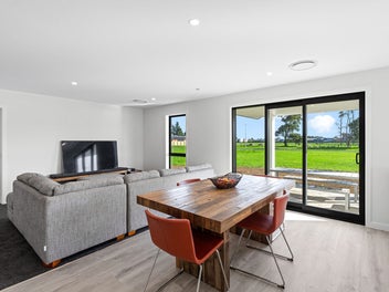Brand New Beauty in Prime Location