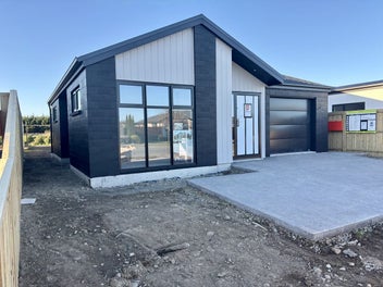 Modern New Build – Construction Underway!
