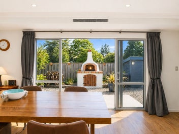 Split Level Style & Modern Appeal