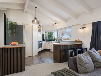 Owner Wanting To Downsize A.S.A.P