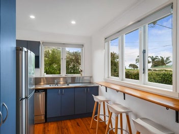 Private, Peaceful, Steps from Water