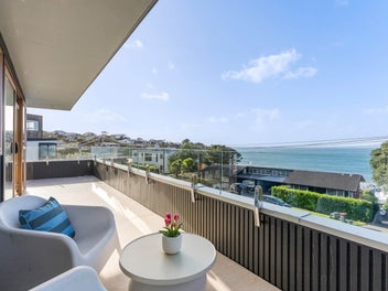 Wake up to the View!