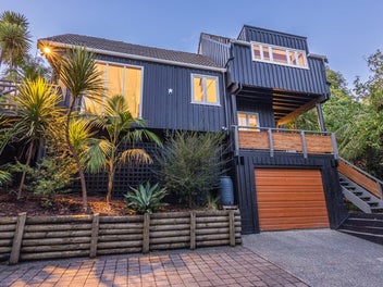 1970s Elevated Coastal Retreat