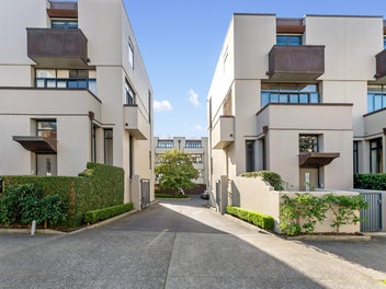 Terraced Sanctuary Of Light, Luxury & Community