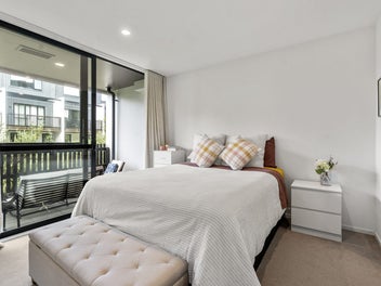 CHARMING APARTMENT LIVING