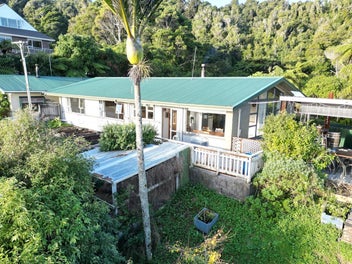 TWO DWELLINGS WITH SEA VIEWS