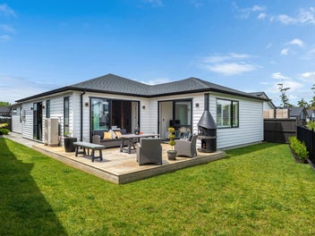 Single-Level Style & Family Flexibility