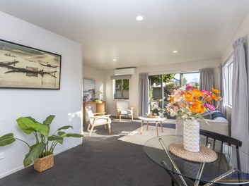 3 Bedrooms, Double Garage and in Top School Zones!
