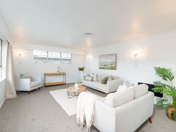 LOVING THE LOCATION, COMFORT & CONVENIENCE