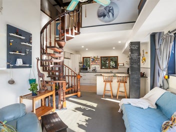 Elevated Titirangi Living
