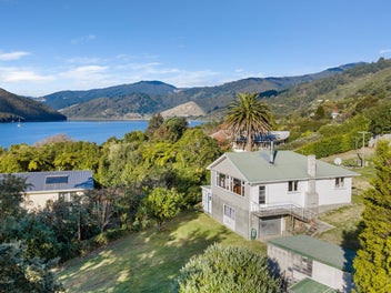 Waterfront, Boatshed, North Facing & Road...