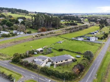 Family stunner in Halcombe
