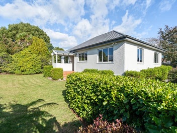 Deceased Estate with Heart, Charm & Opportunity