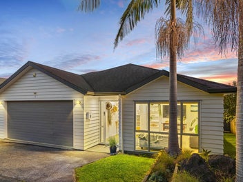 Beachside Vibes, Family Space & Modern Comfort