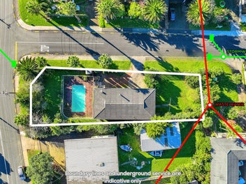 Home & granny flat on an 857m2 corner site