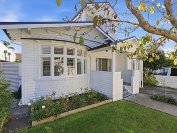 Westmere | Professionals