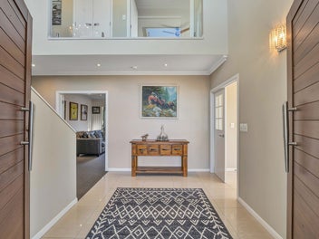 SPACE, SOPHISTICATION & SERENITY