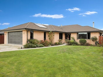 A Reliable Home With Extra Parking