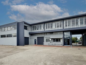 Image 1 of 10
