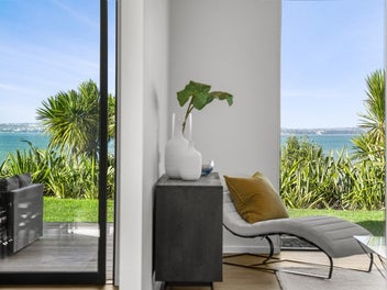 Luxurious Waterfront Living
