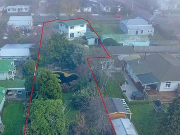 Charming Property, Grounds & Pool - Price Reduced!