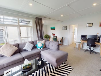 Great First Home or Renter!