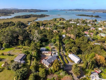 PRIVATE, PRACTICAL AND PRICED TO SELL