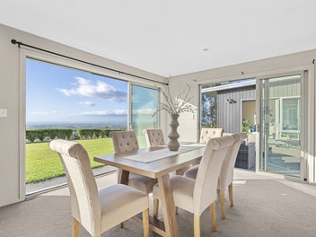 Entertainer's Lifestyle Awaits